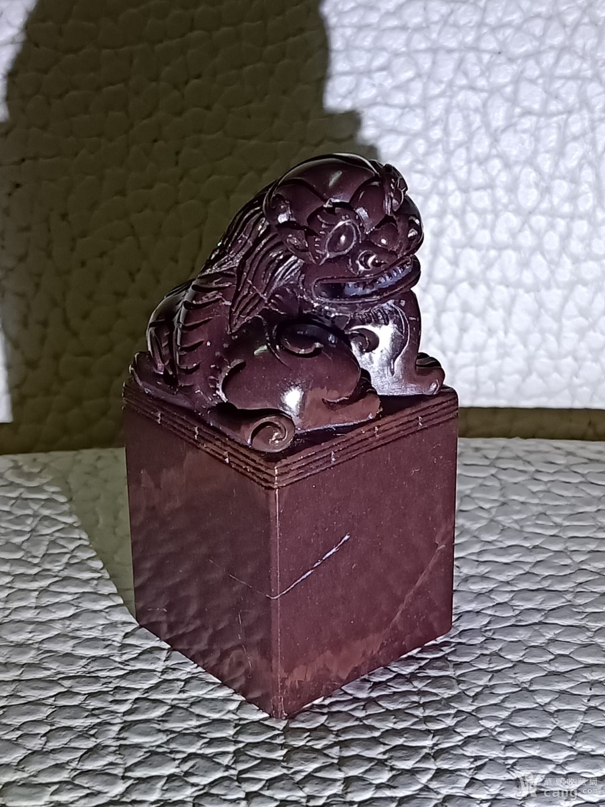 寿山石月尾紫一兽纽大方章,4040×86mm