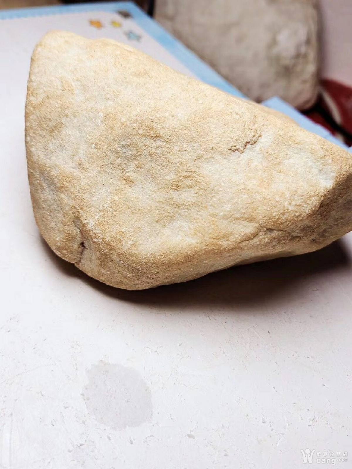 翡翠 原石/毛料 al732新货!老木那黄沙皮高冰种手镯料!重1.45千克!皮