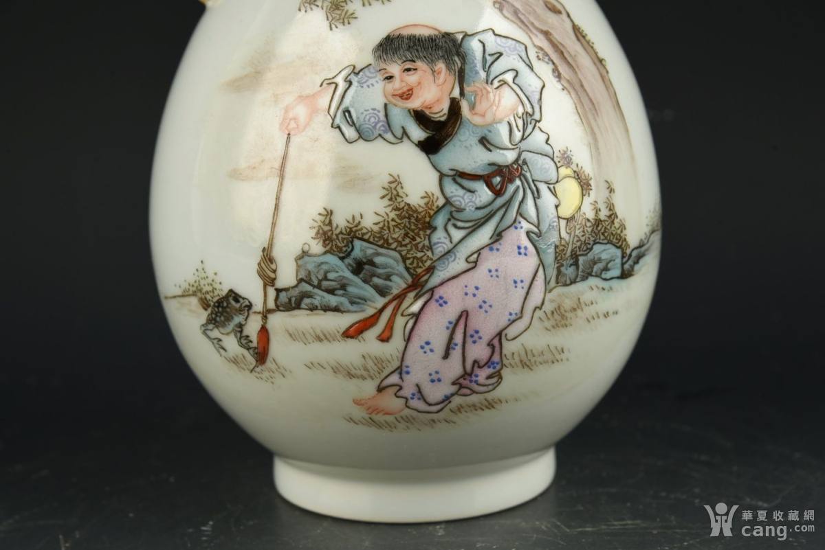 仿古工艺品 瓷器 清乾隆粉彩描金刘海戏金蟾纹象耳尊  藏品描述 藏品