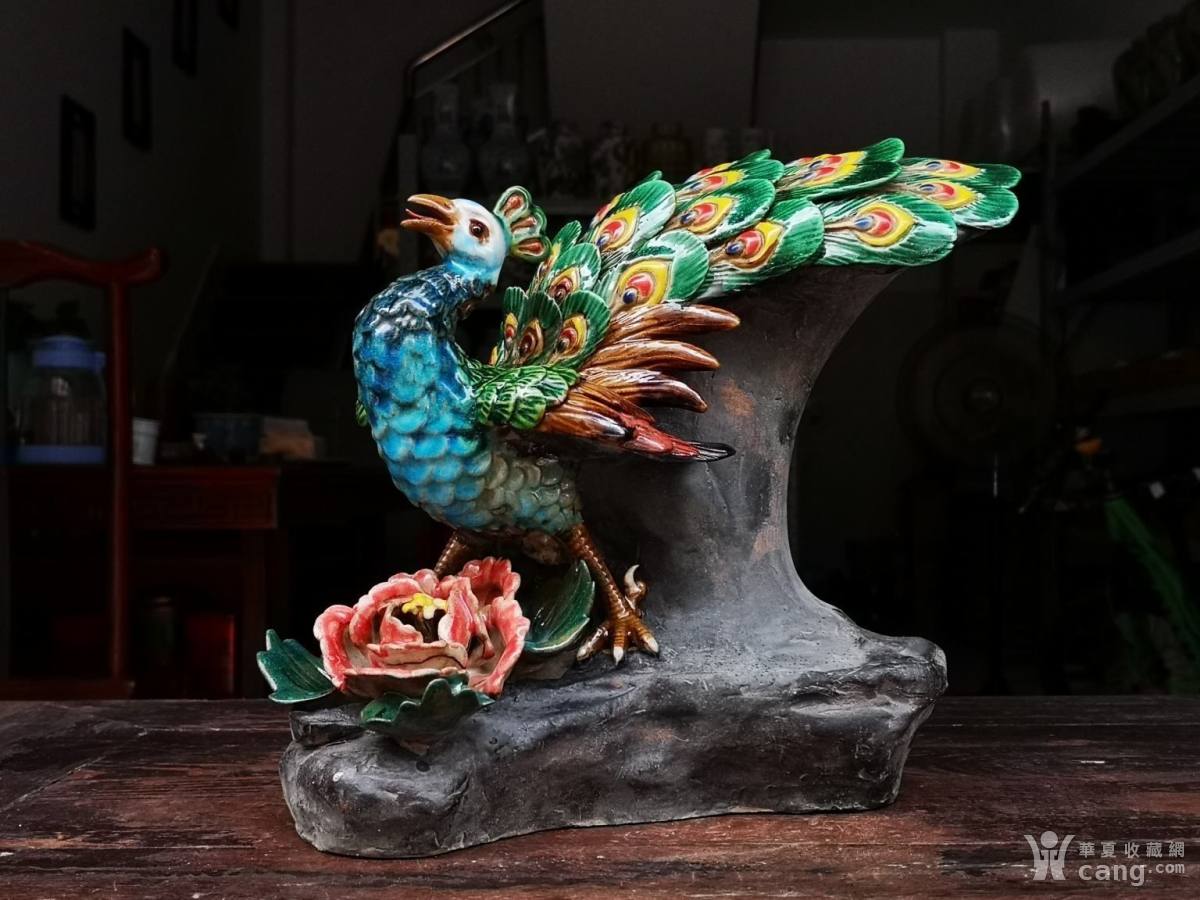 石湾窑陶瓷孔雀吉祥客厅展柜装饰品工艺品摆件青花瓷送礼礼品孔