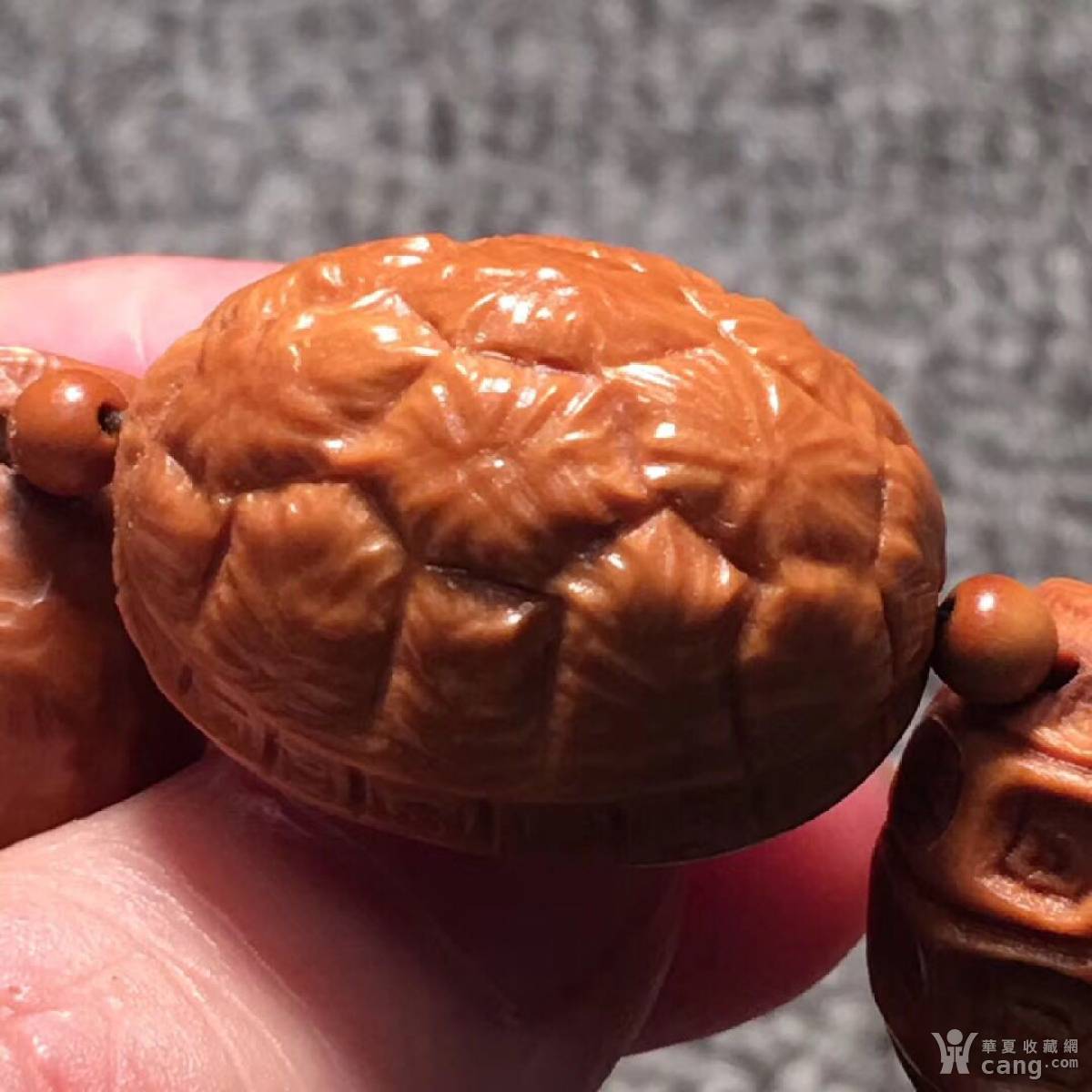 富甲一方手串 - 核雕 - 杂项 - 华夏收藏网