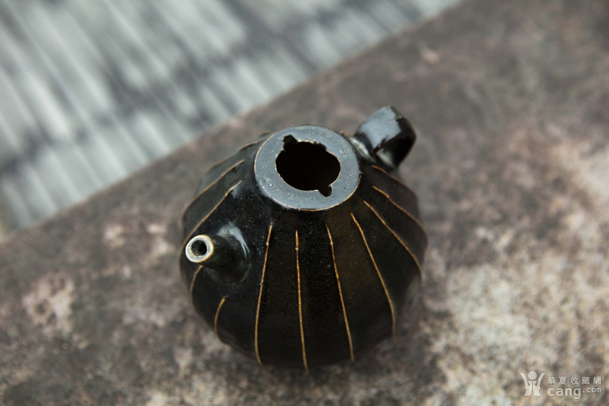 日本藏家最爱,趣味线条壶 | 北宋·北方黑釉线条执壶