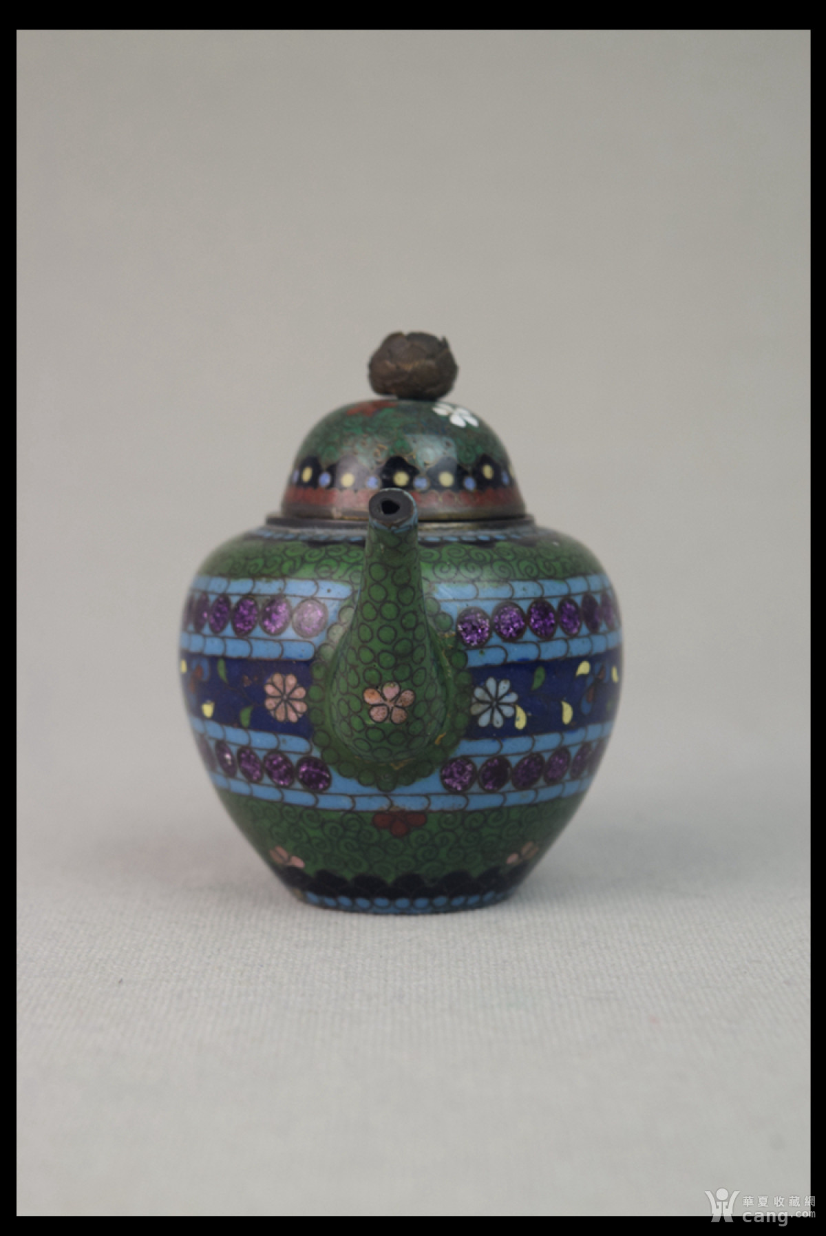 日本古董景泰蓝工艺铜胎掐丝珐琅七宝烧茶壶摆件色泽明快茶席装饰