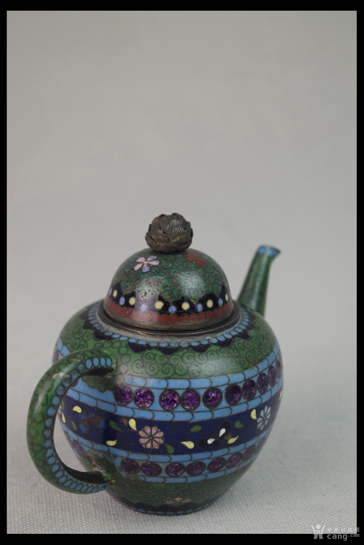 日本古董景泰蓝工艺铜胎掐丝珐琅七宝烧茶壶摆件色泽明快茶席装饰