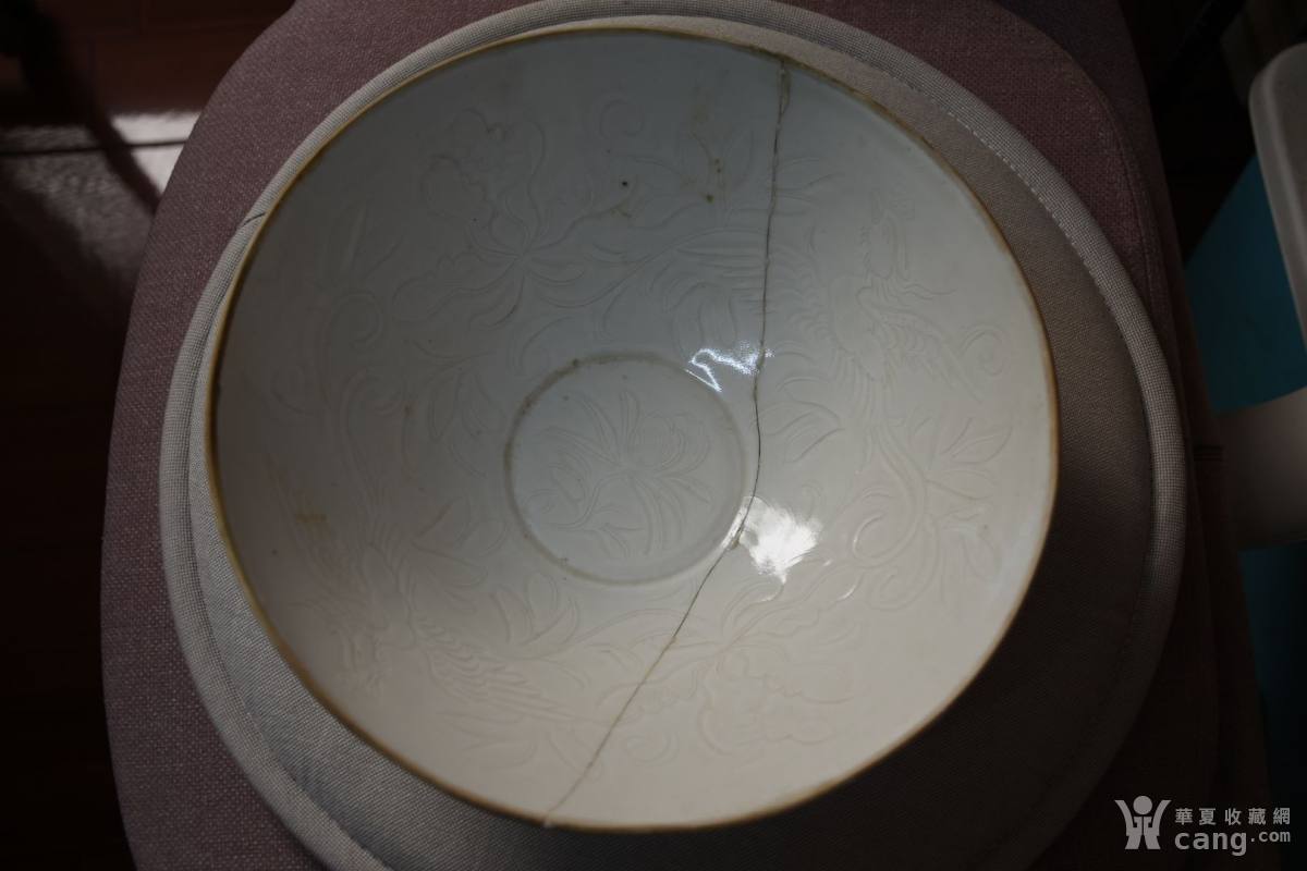 宋定窑官定刻凤穿牡丹花大碗