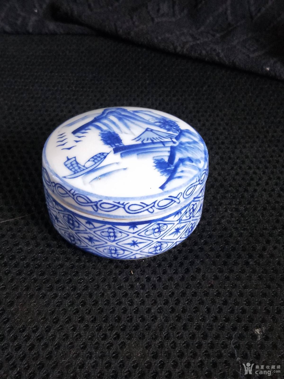 保真保老,建国初青花山水印泥盒