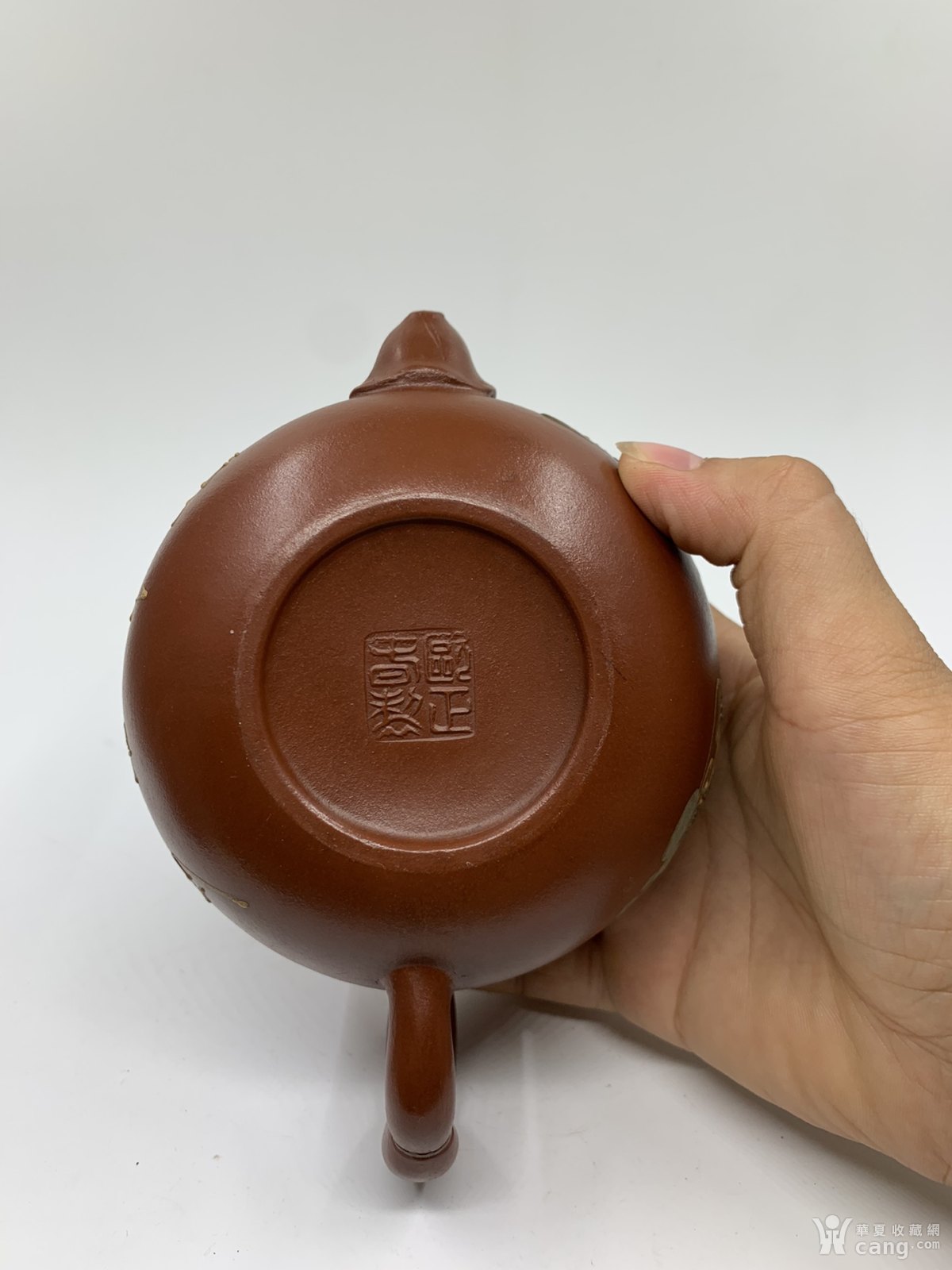 精品紫砂壶 材质:朱泥 底款:欧正春