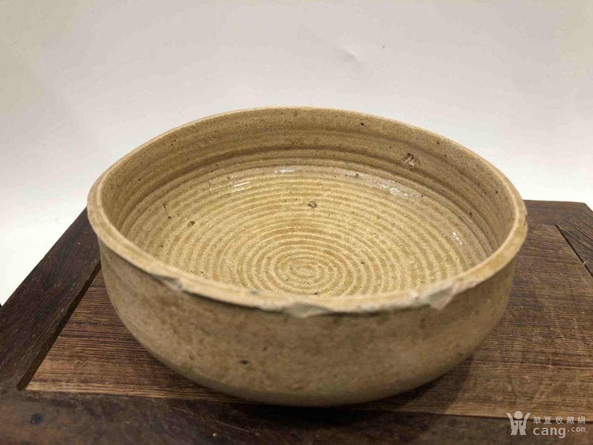 战国原始青瓷旋纹豆