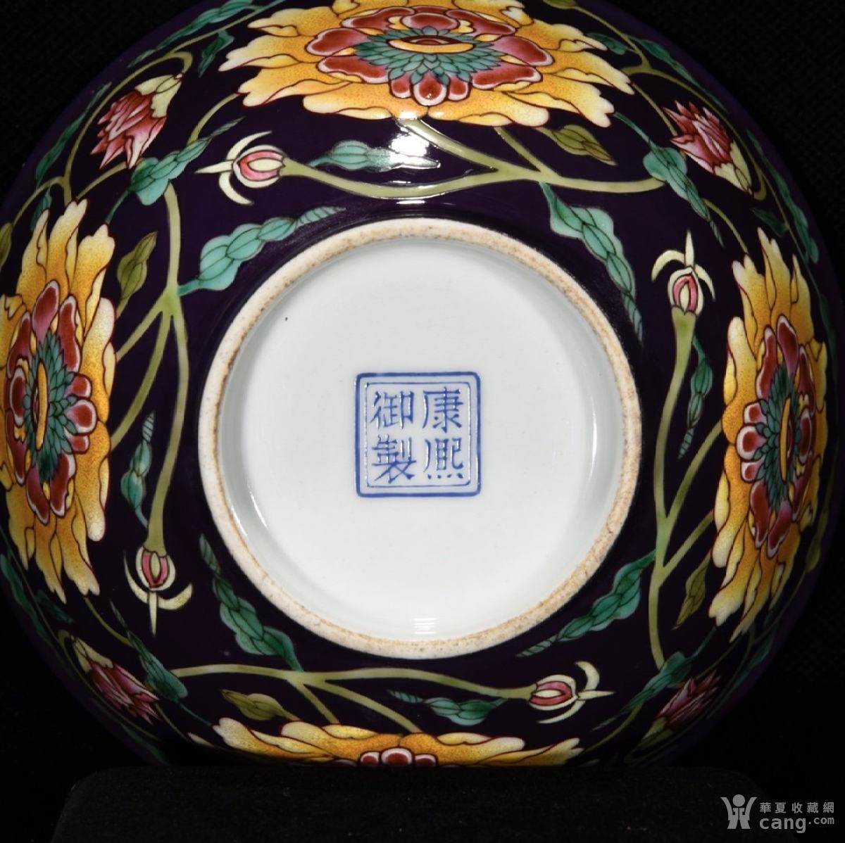 康熙御制珐琅彩花卉纹碗