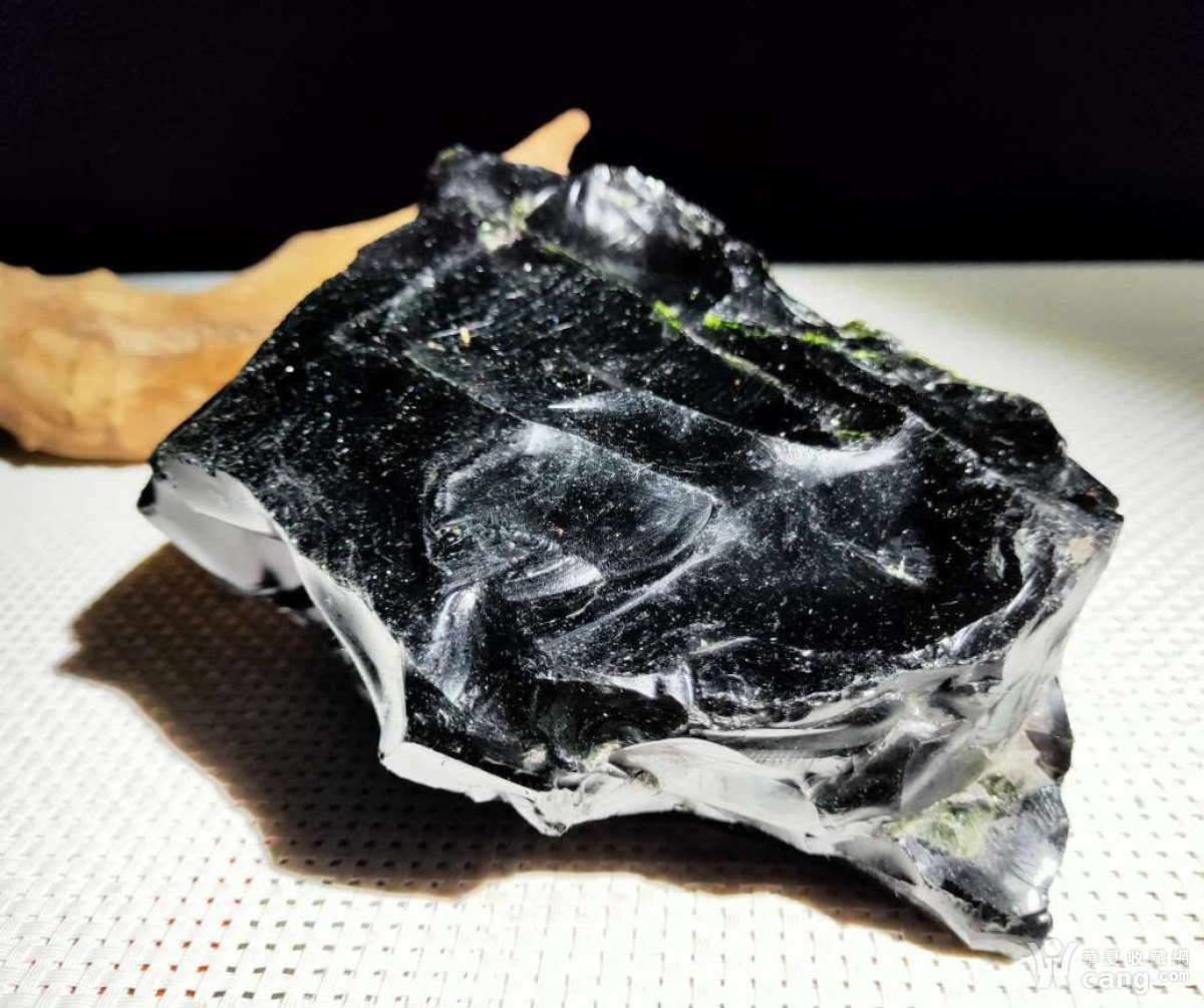 4229 新疆 天然 火山玻璃 3.9斤