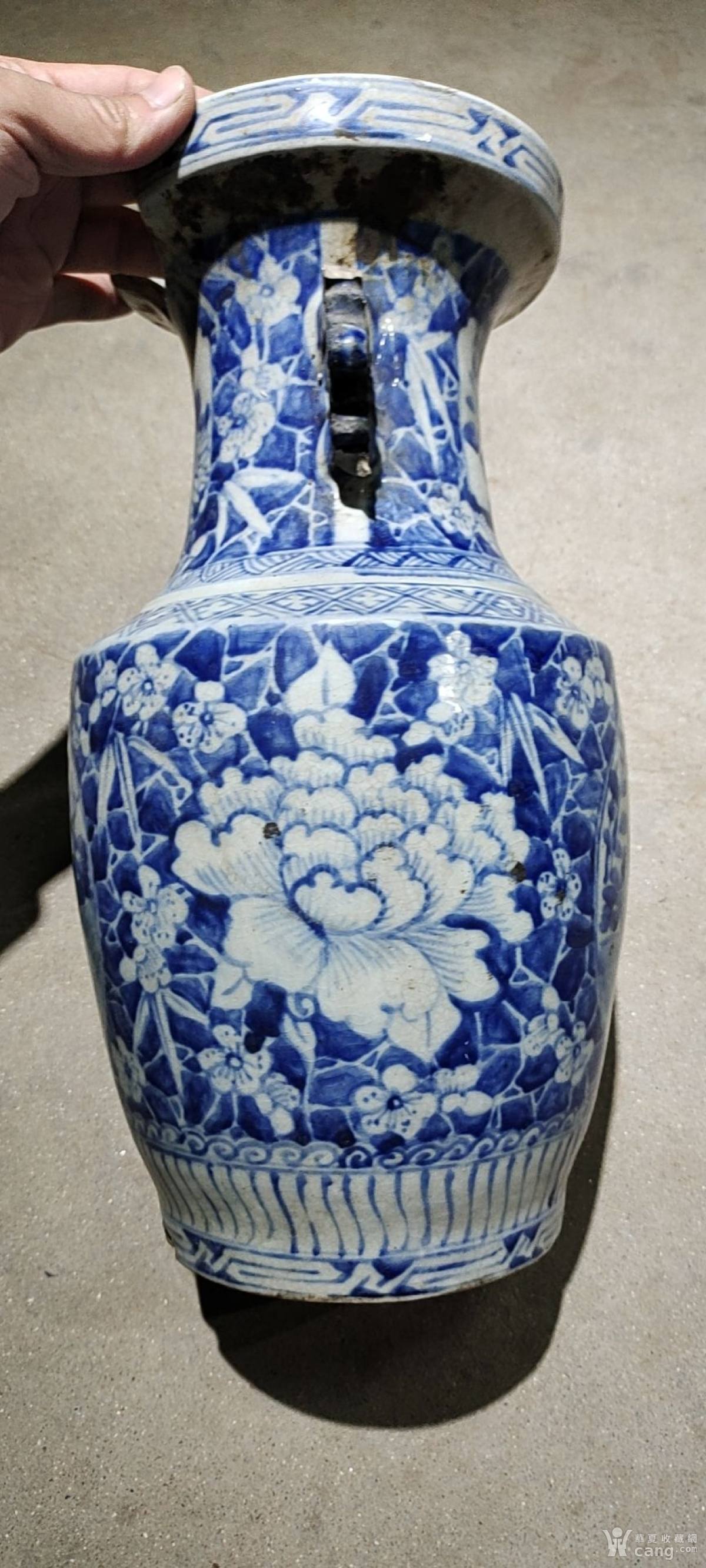 清磁州窑青花瓶