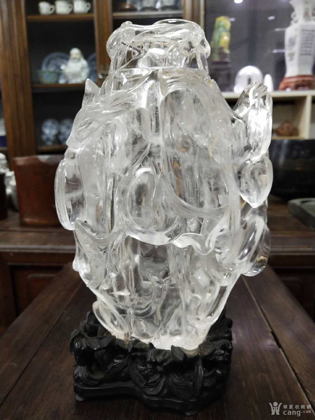 清中期水晶雕瓜果大瓶摆件