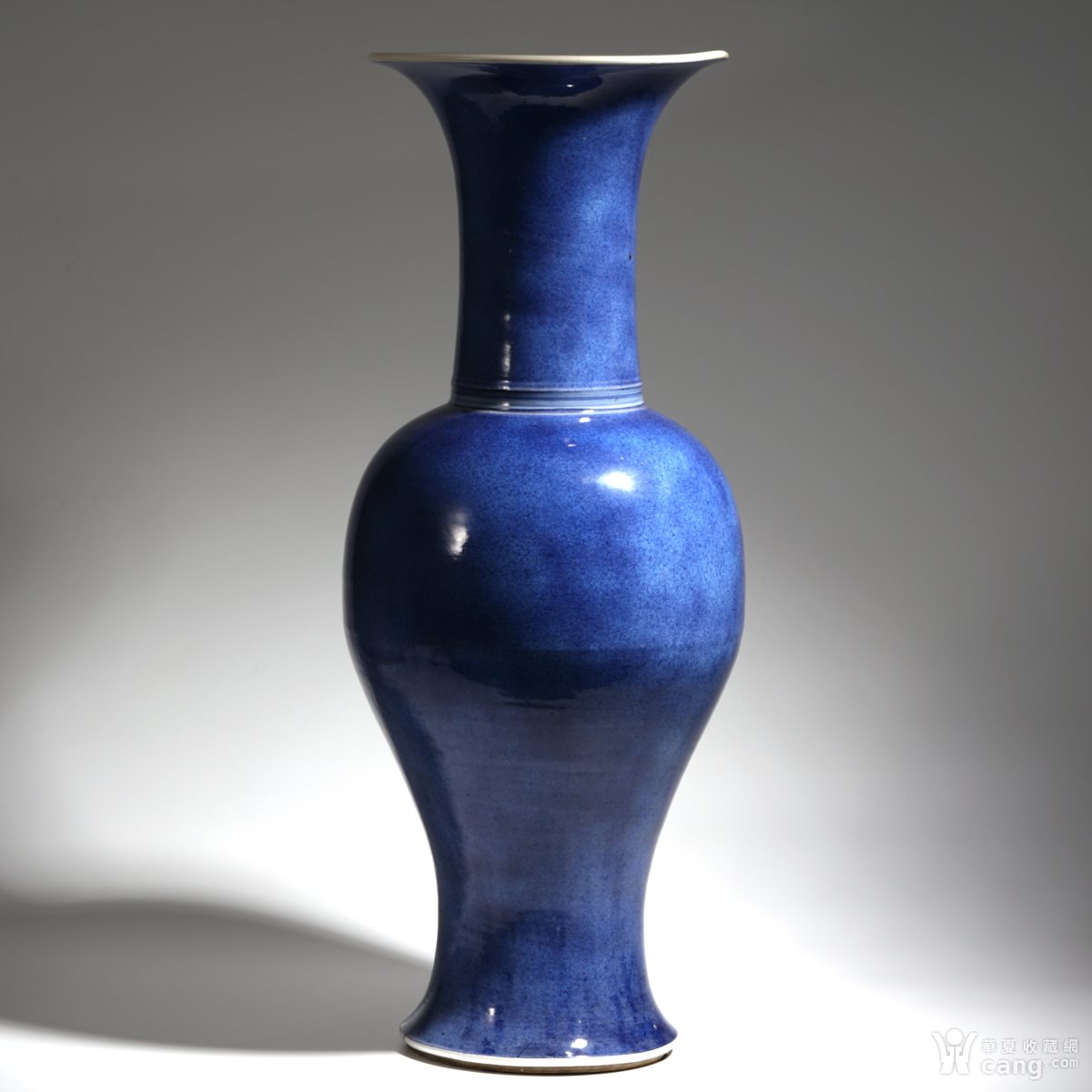 清康熙 洒蓝超大凤尾尊 - 明清 - 瓷器 - 华夏收藏网