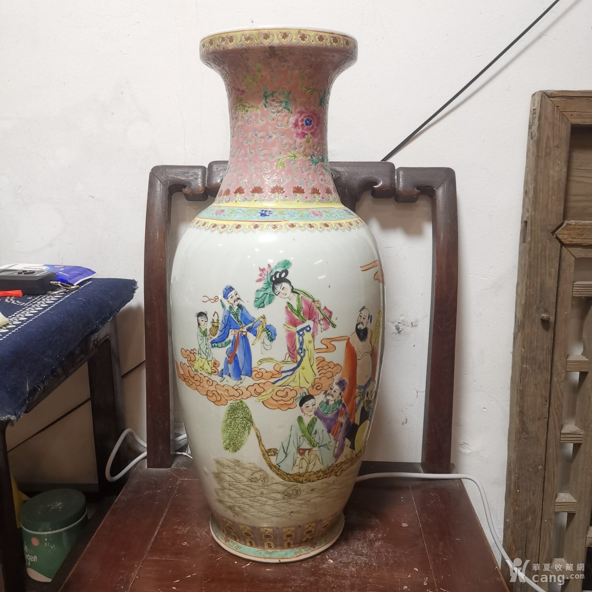 超大八仙人物花瓶 地摊交易 华夏收藏网 超大八仙人物花瓶 地摊交易 华夏收藏网