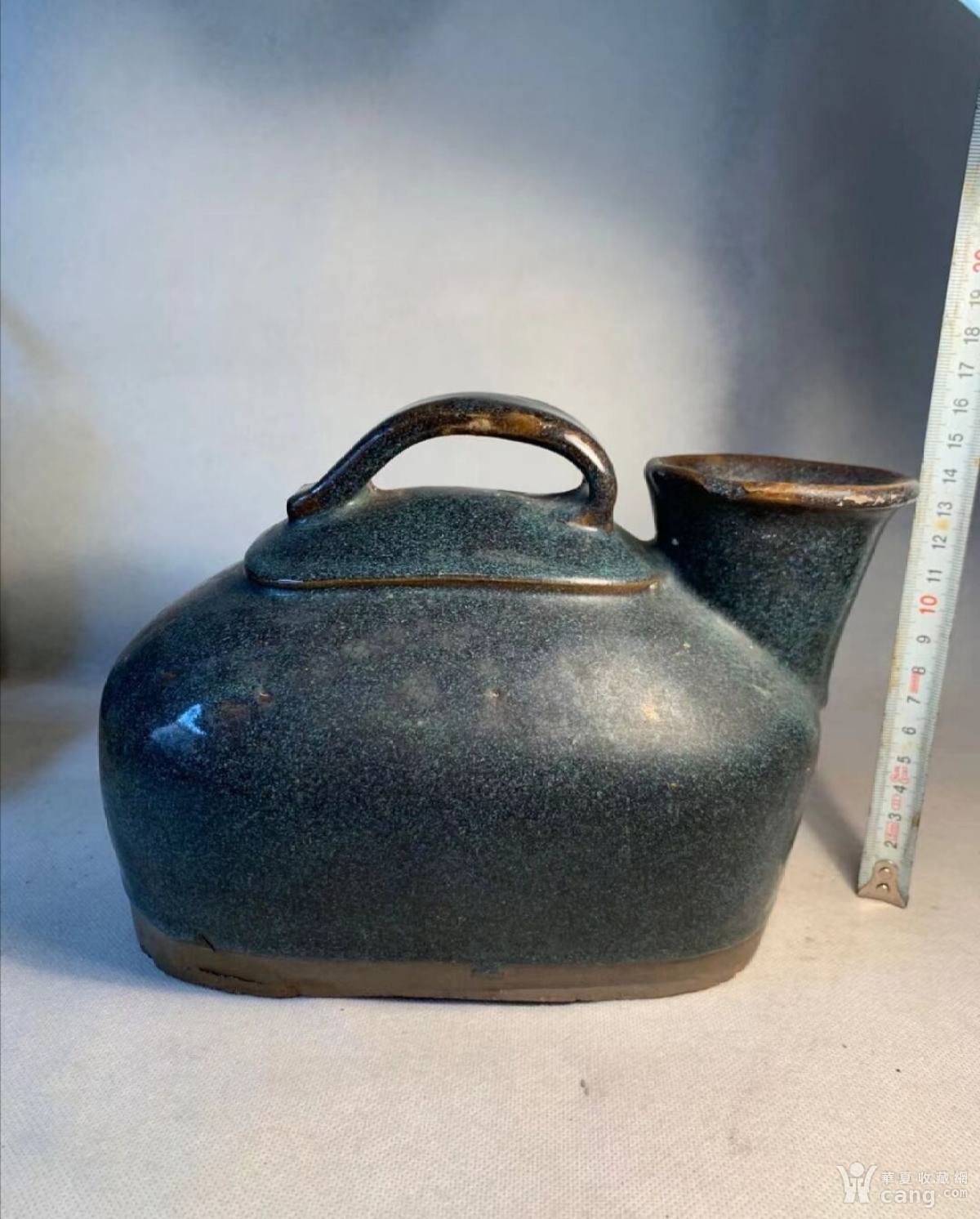 清代晚期宜钧窑虎子 夜壶