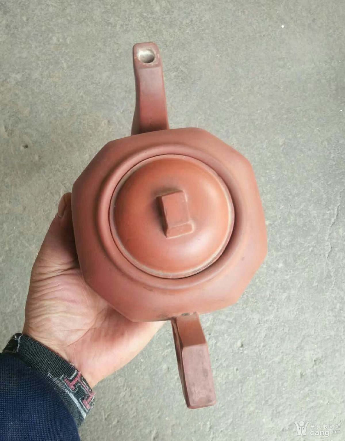八十年代叶生刻大八方紫砂壶