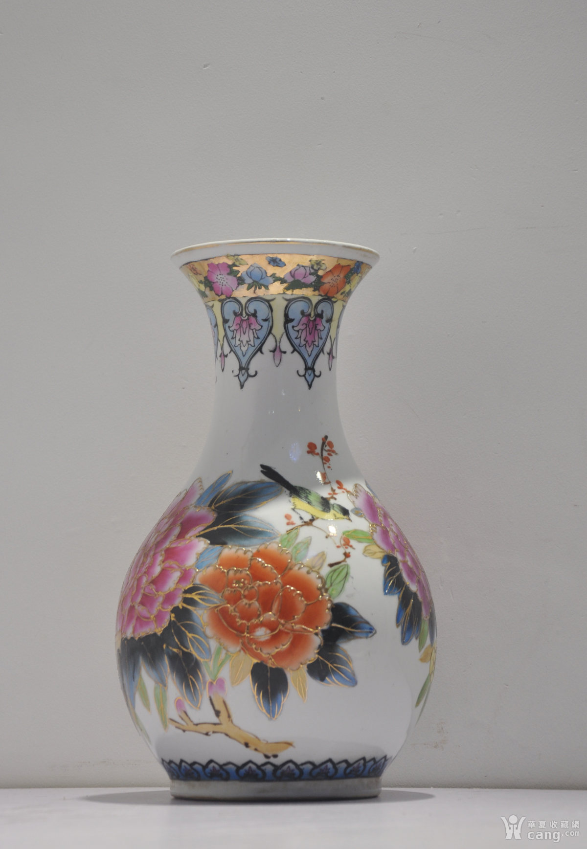 八十年代中国潮彩花鸟瓶- 现代- 瓷器- 华夏收藏网