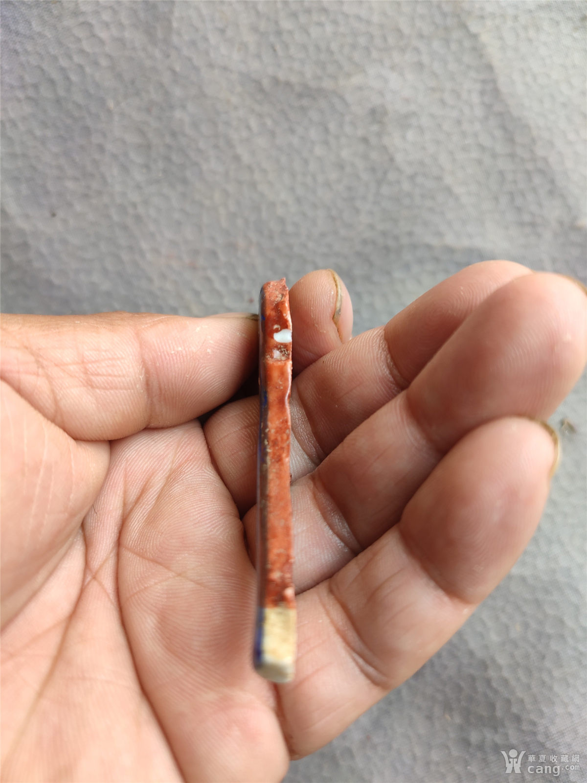 全品瓷器杂件，长7厘米，如图所示