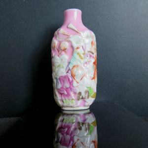 中国 景德鎮 陶磁鼻煙壺 手絵 「钟馗」 中国 景德鎮 陶磁鼻煙壺 手絵