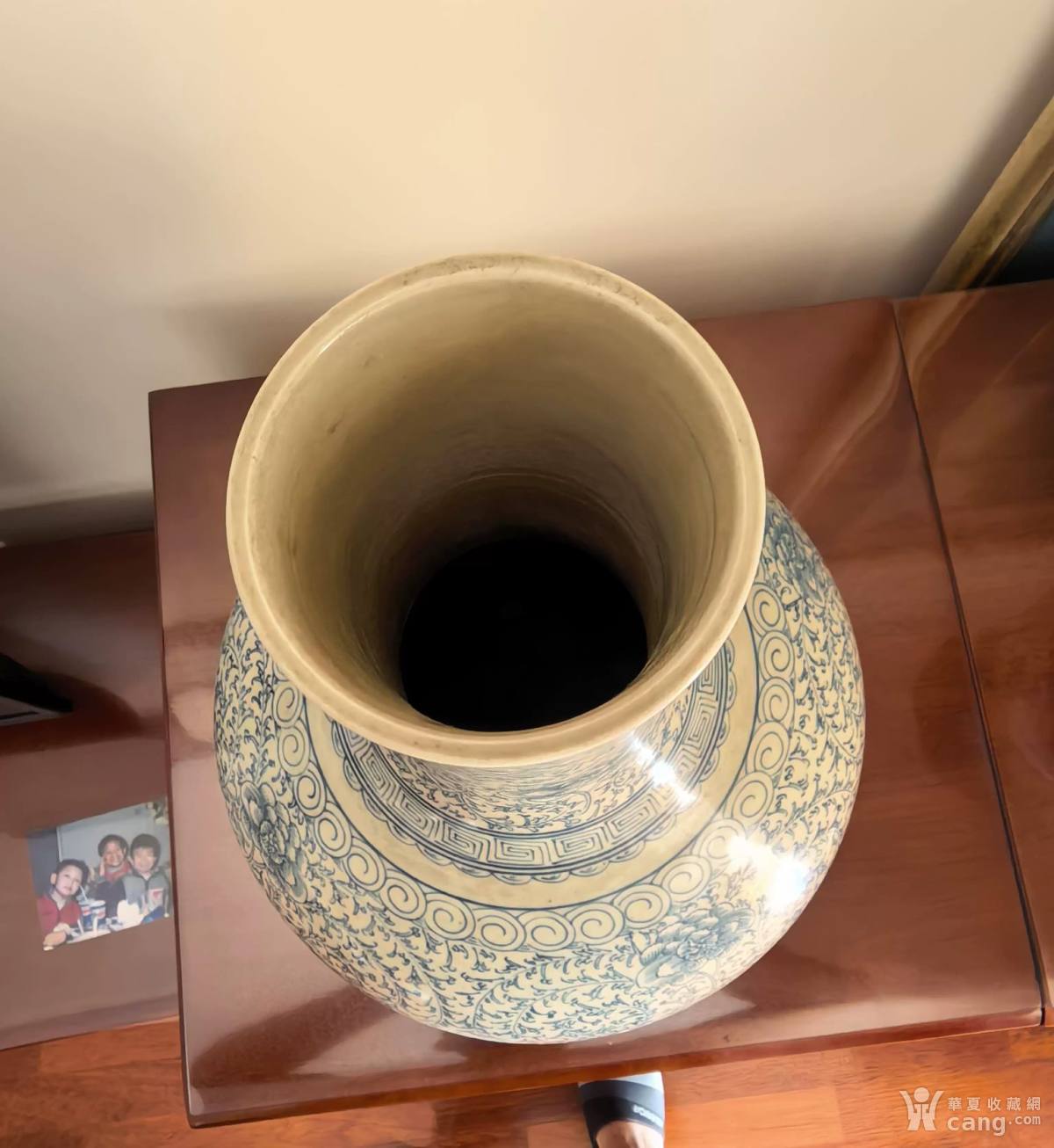 青花缠枝莲天球瓶_社区_华夏收藏网